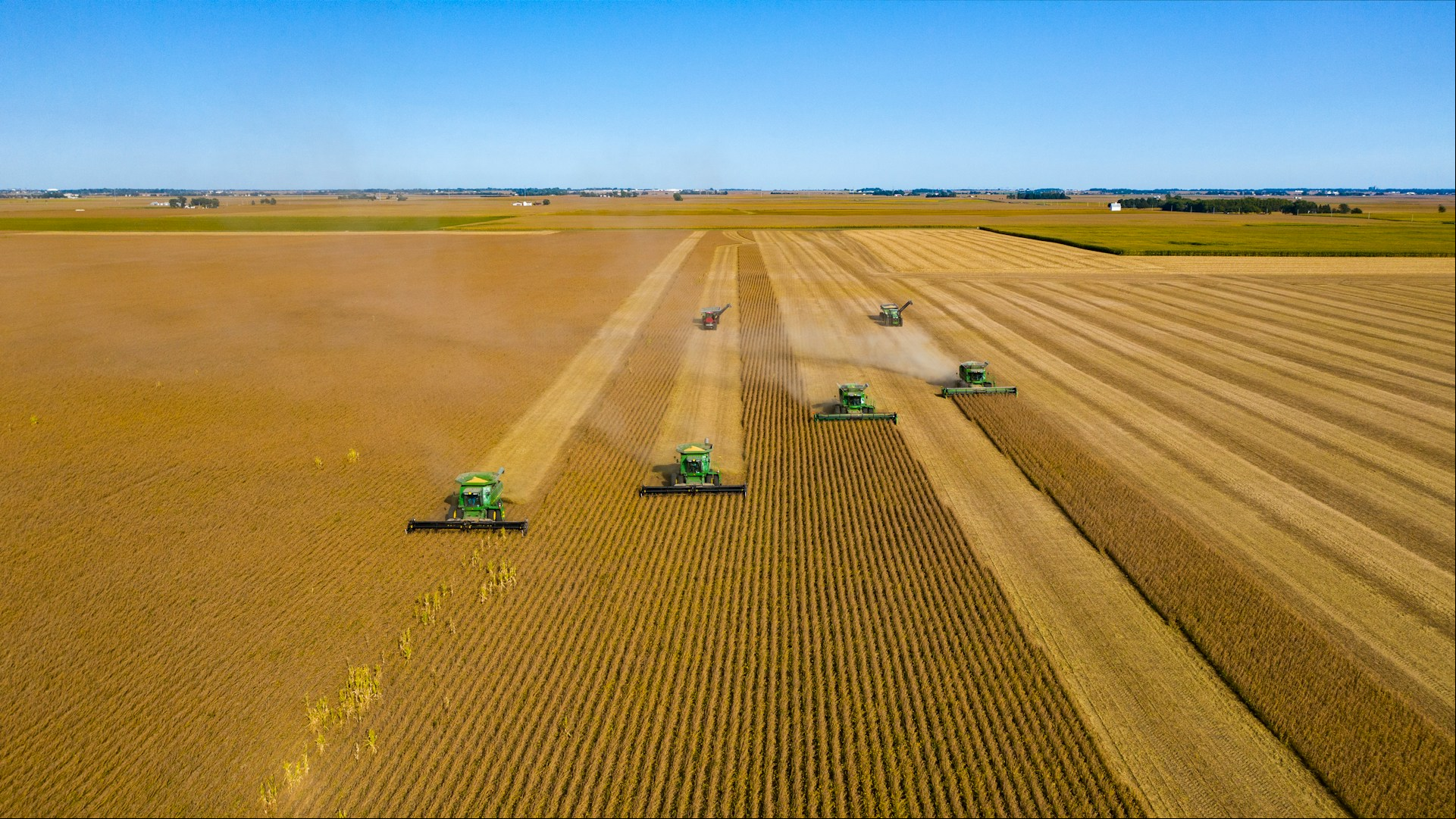 Capa Produtos agro motivam aumento na estimativa de crescimento do PIB em 2025