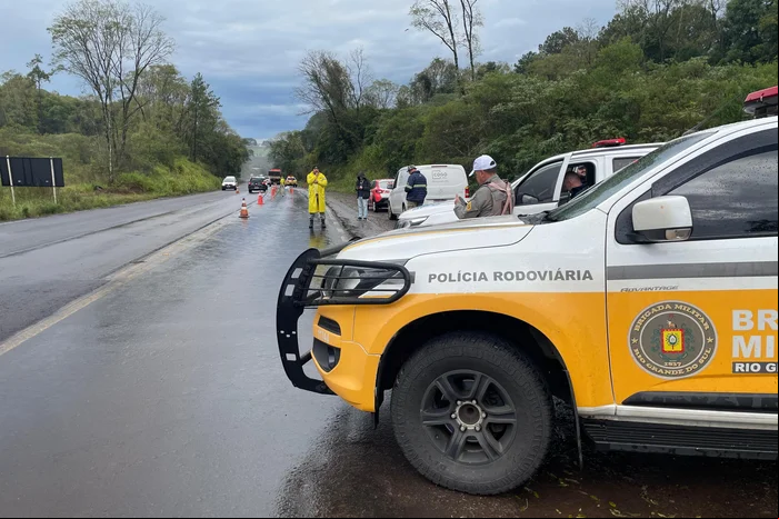 Capa Jovem morre atropelado na RS-153 em o Fundo