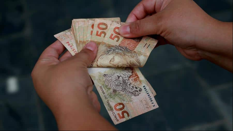 Capa PIB cresce 0,9% no terceiro trimestre, aponta IBGE