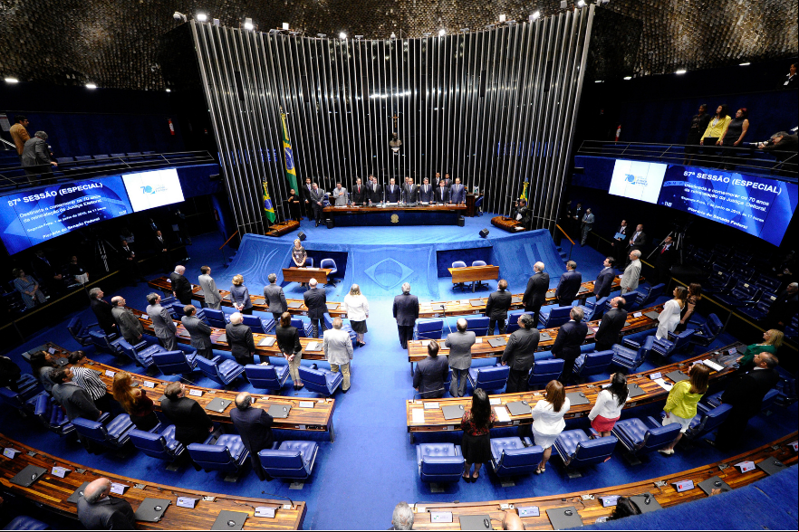 Capa Senado aprova lei com novas regras para licenciamento ambiental